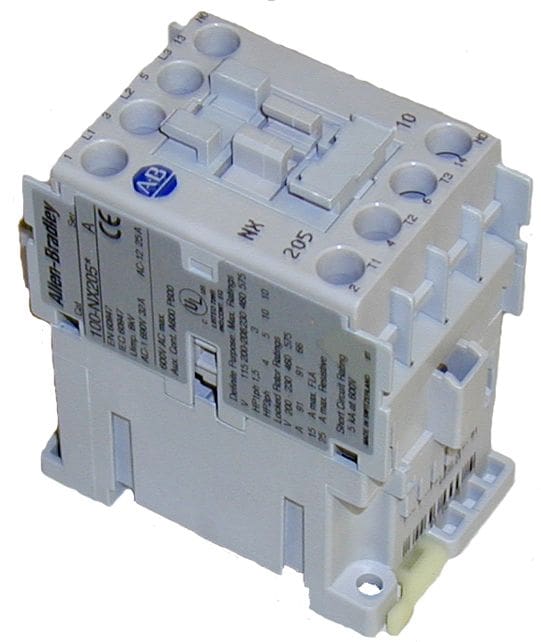 Contactor - 25 Amp Resistive,15 Amp Full Load Amp, #100-NX205D